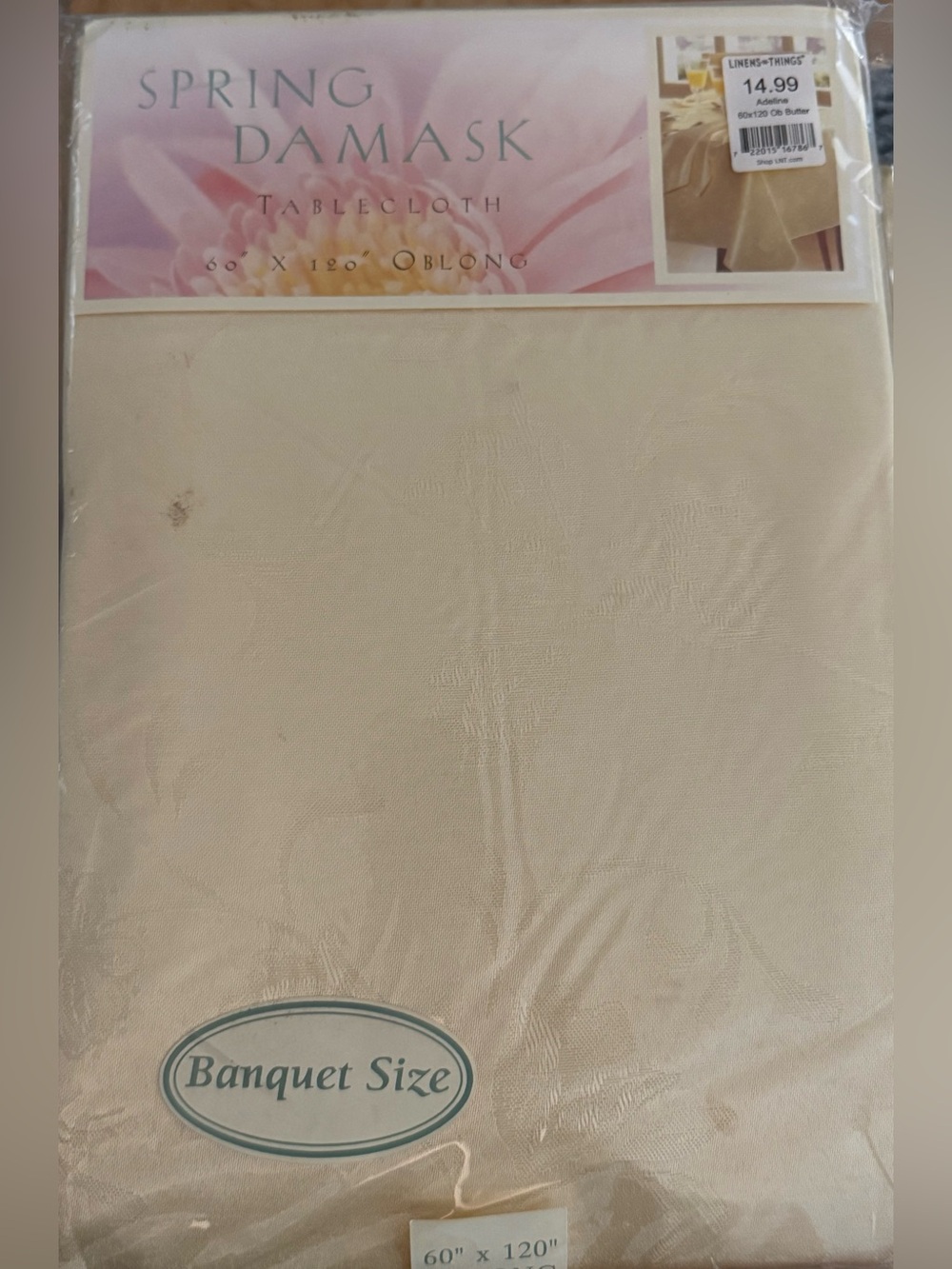 Spring damask 60” x 120” oblong tablecloth Adeline butter banquet size new
